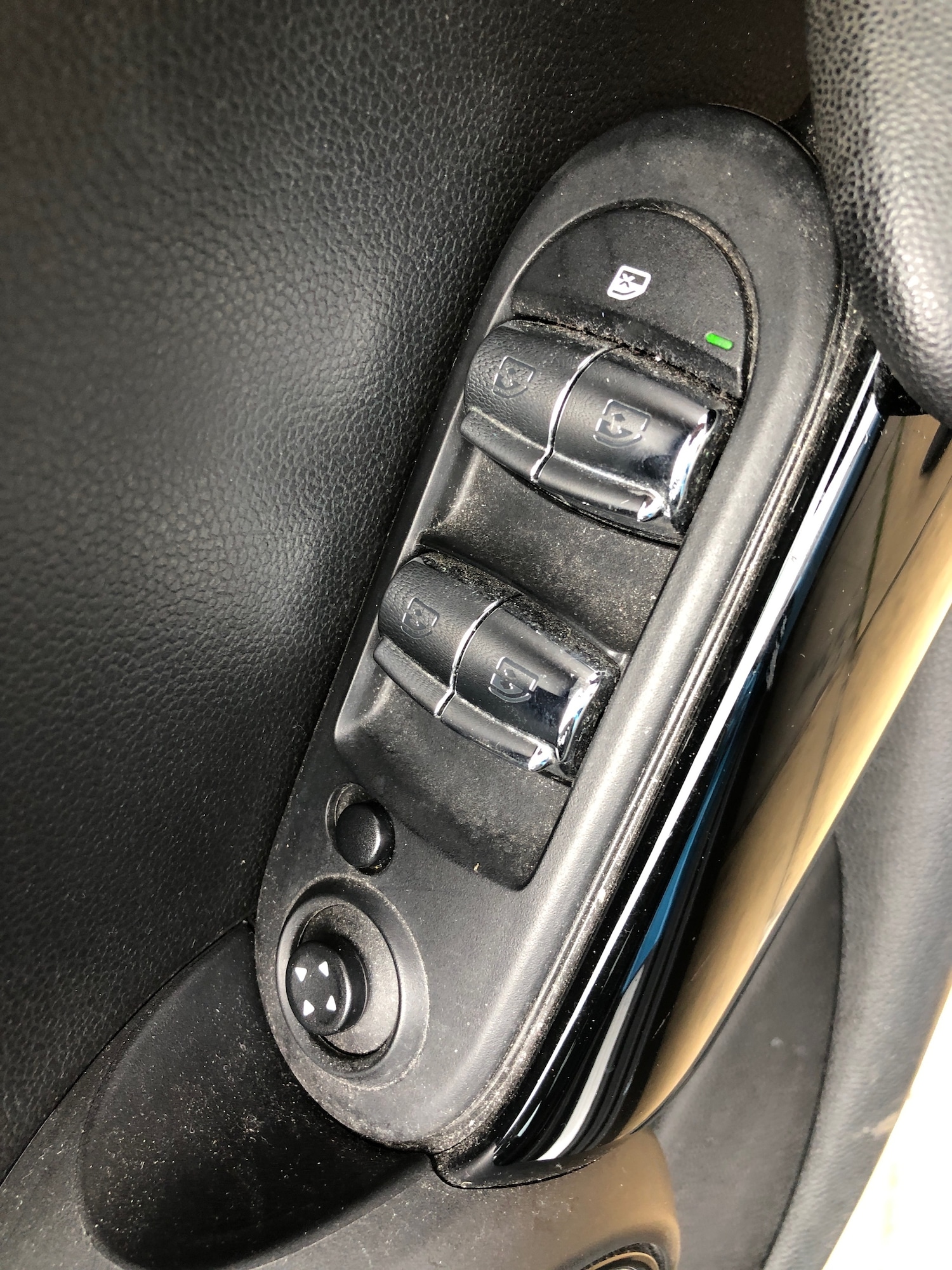 Used MINI Hatch 2016 for sale - 76103737: Photo 29