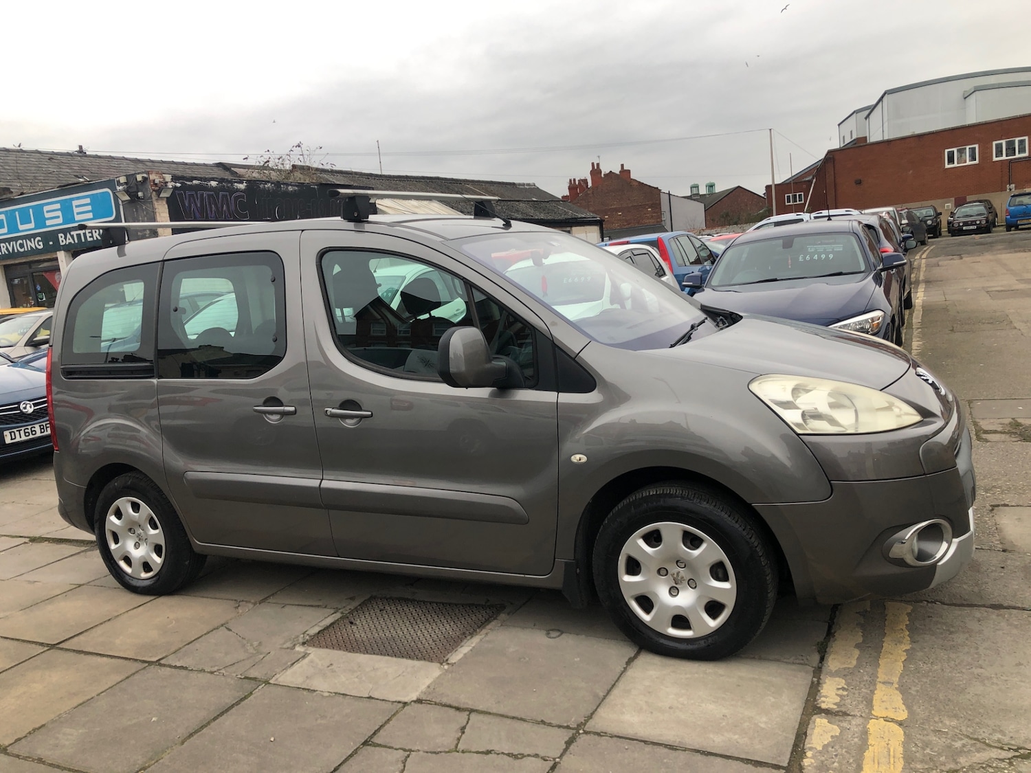 Used Peugeot Partner Tepee 2009 for sale - 77801937: Photo 12