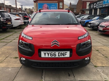 Used Citroen C4 Cactus 2016 for sale - 76366207: Photo