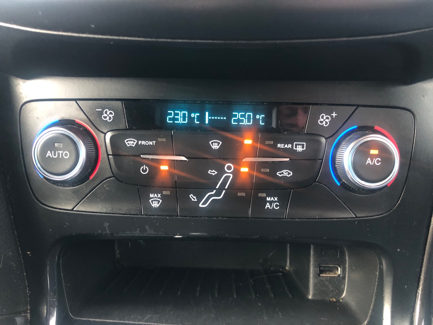 Used Ford Focus 2017 for sale - 77245135: Photo 11