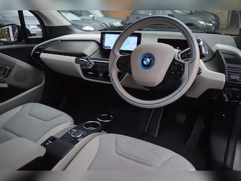 Used BMW i3 2018 for sale - 76392327: Photo