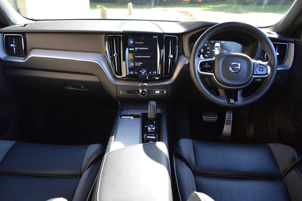 Used Volvo XC60 2020 for sale - 76392325: Photo 23