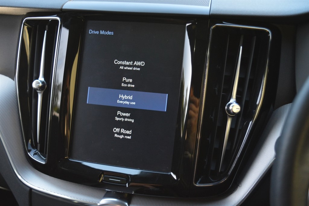 Used Volvo XC60 2020 for sale - 76392325: Photo 35