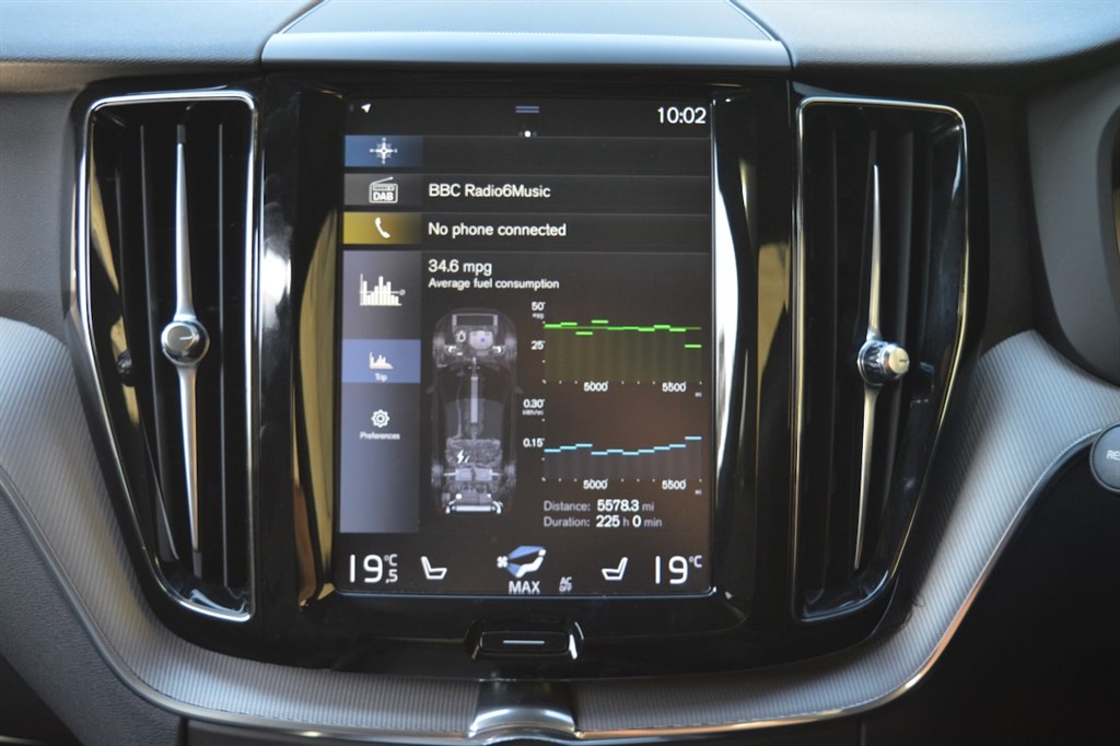 Used Volvo XC60 2020 for sale - 76392325: Photo 37