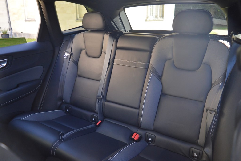 Used Volvo XC60 2020 for sale - 76392325: Photo 39