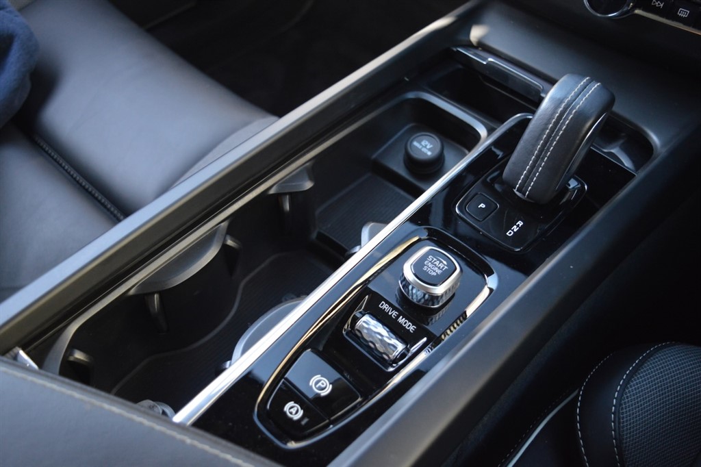 Used Volvo XC60 2020 for sale - 76392325: Photo 40