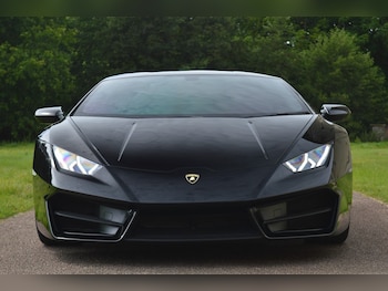 Used Lamborghini Huracan 2016 for sale - 79045108: Photo