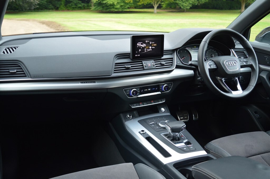 Used Audi Q5 2018 for sale - 76392333: Photo 17