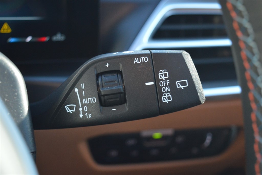 Used BMW 3 Series 2024 for sale - 77360853: Photo 32