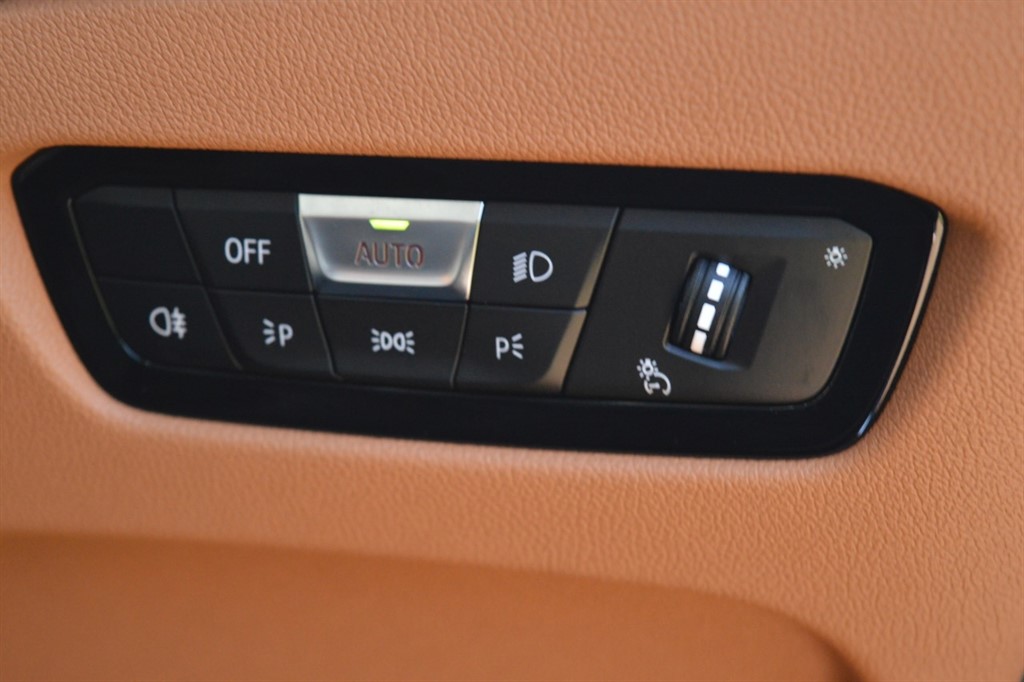 Used BMW 3 Series 2024 for sale - 77360853: Photo 33