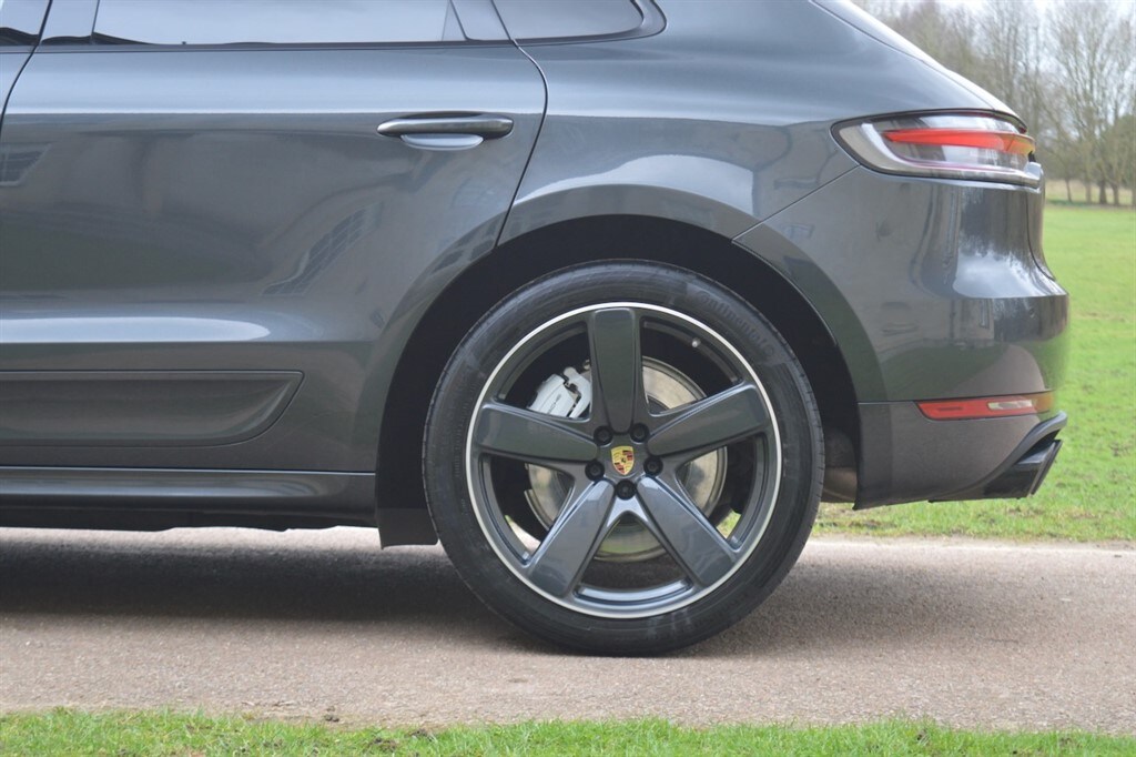Used Porsche Macan 2021 for sale - 77653351: Photo 13
