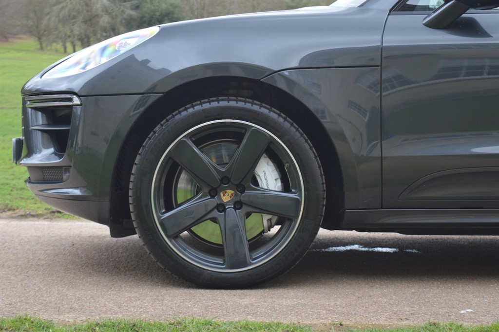 Used Porsche Macan 2021 for sale - 77653351: Photo 14