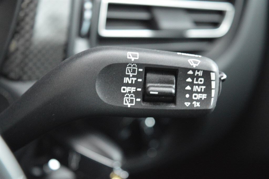 Used Porsche Macan 2021 for sale - 77653351: Photo 31