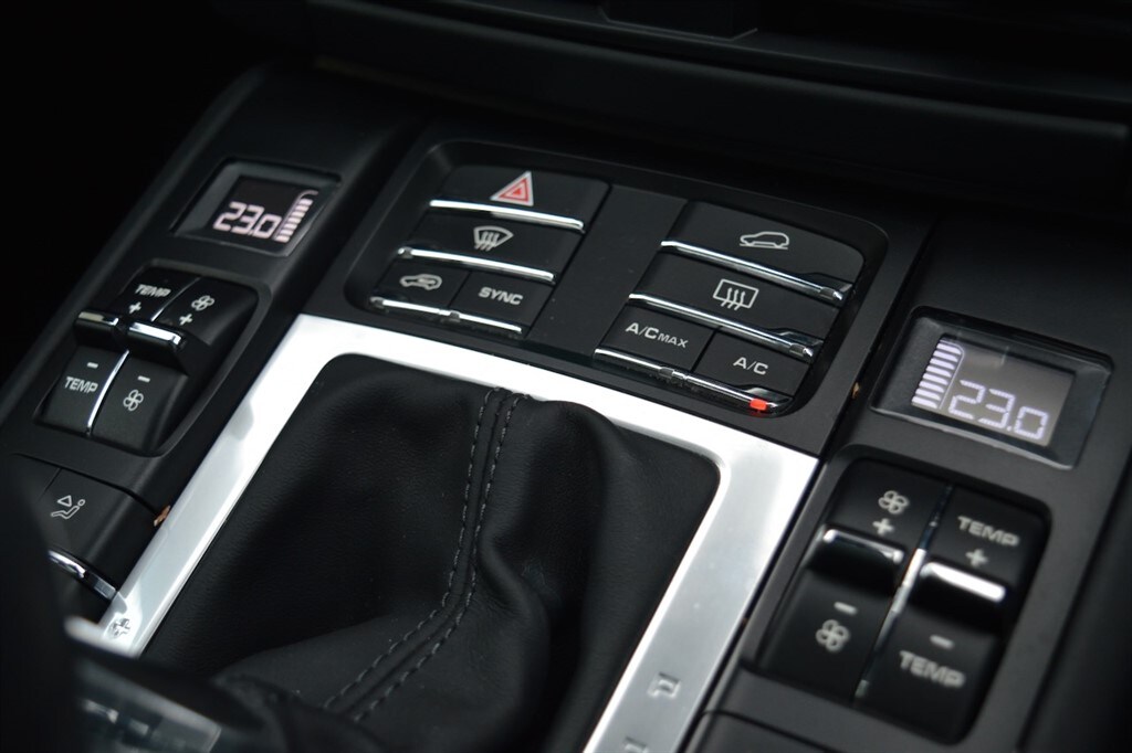 Used Porsche Macan 2021 for sale - 77653351: Photo 45