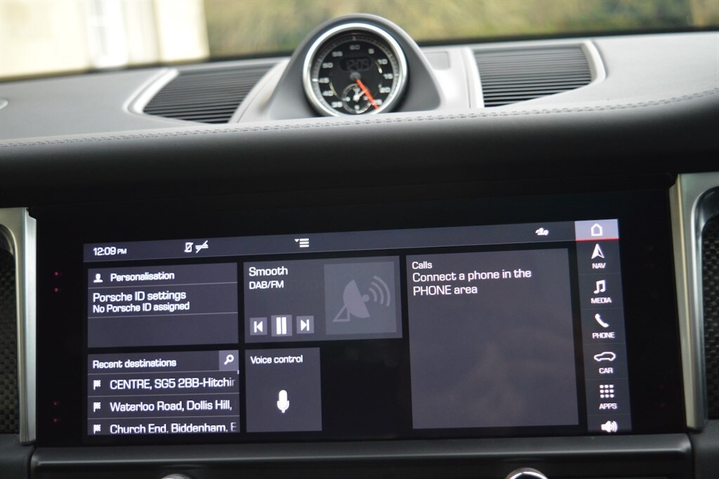 Used Porsche Macan 2021 for sale - 77653351: Photo 46