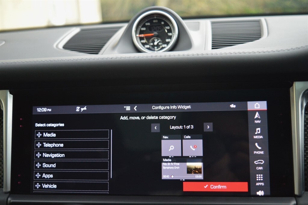 Used Porsche Macan 2021 for sale - 77653351: Photo 47