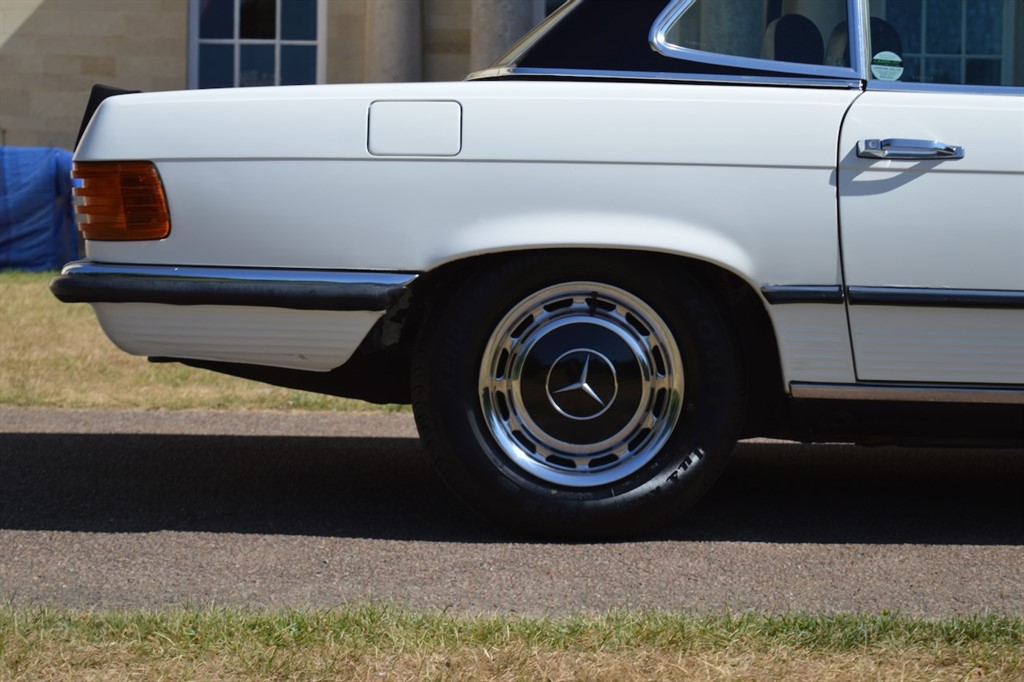 Used Mercedes-Benz SL 1984 for sale - 76392329: Photo 15