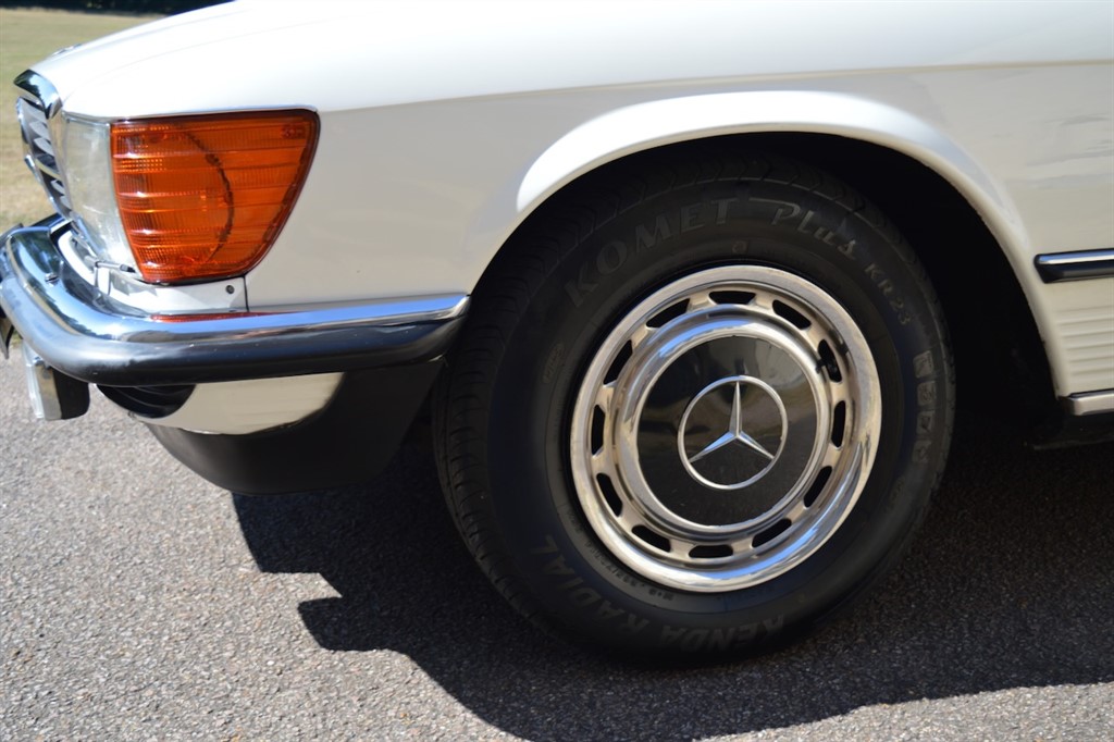 Used Mercedes-Benz SL 1984 for sale - 76392329: Photo 21