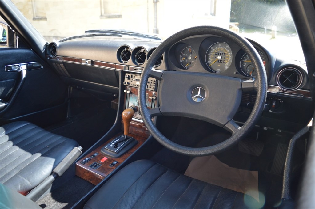 Used Mercedes-Benz SL 1984 for sale - 76392329: Photo 23