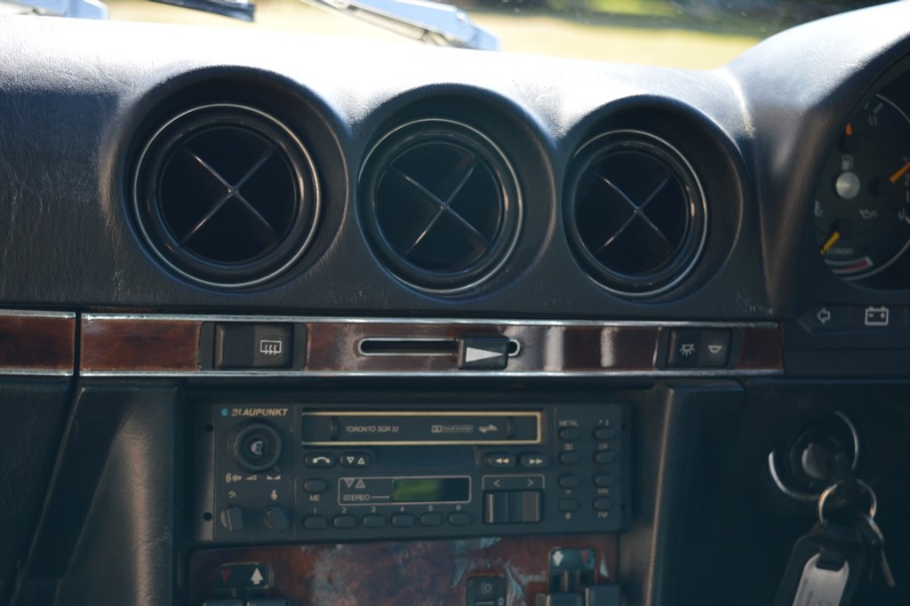 Used Mercedes-Benz SL 1984 for sale - 76392329: Photo 31