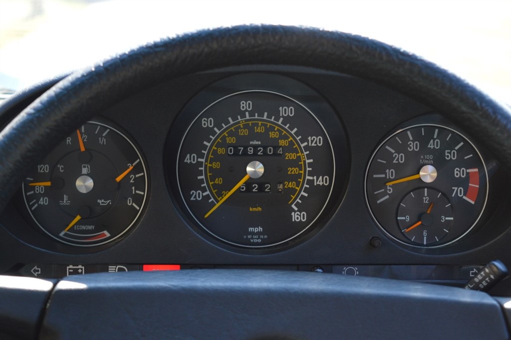 Used Mercedes-Benz SL 1984 for sale - 76392329: Photo 39