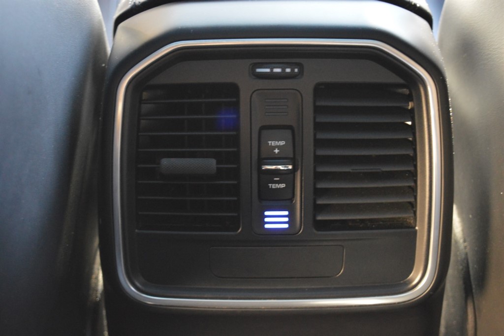 Used Porsche Macan 2018 for sale - 76392331: Photo 28