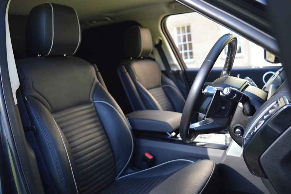 Used Land Rover Discovery 2018 for sale - 76392330: Photo 14