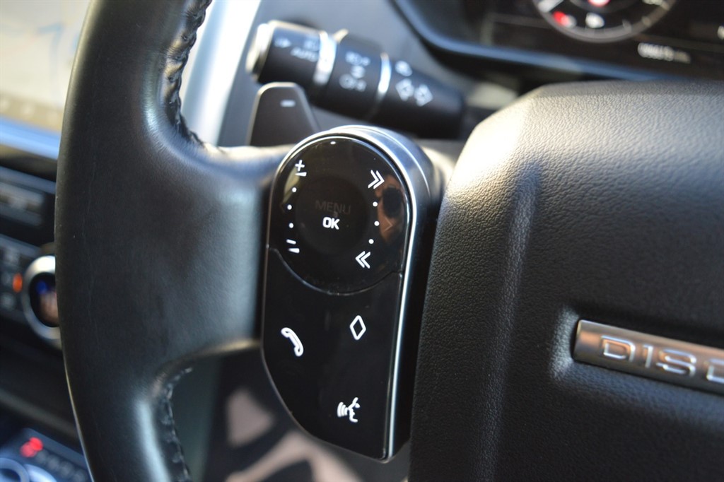 Used Land Rover Discovery 2018 for sale - 76392330: Photo 31