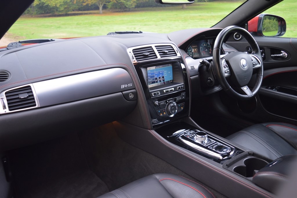 Used Jaguar XK 2011 for sale - 76392332: Photo 24