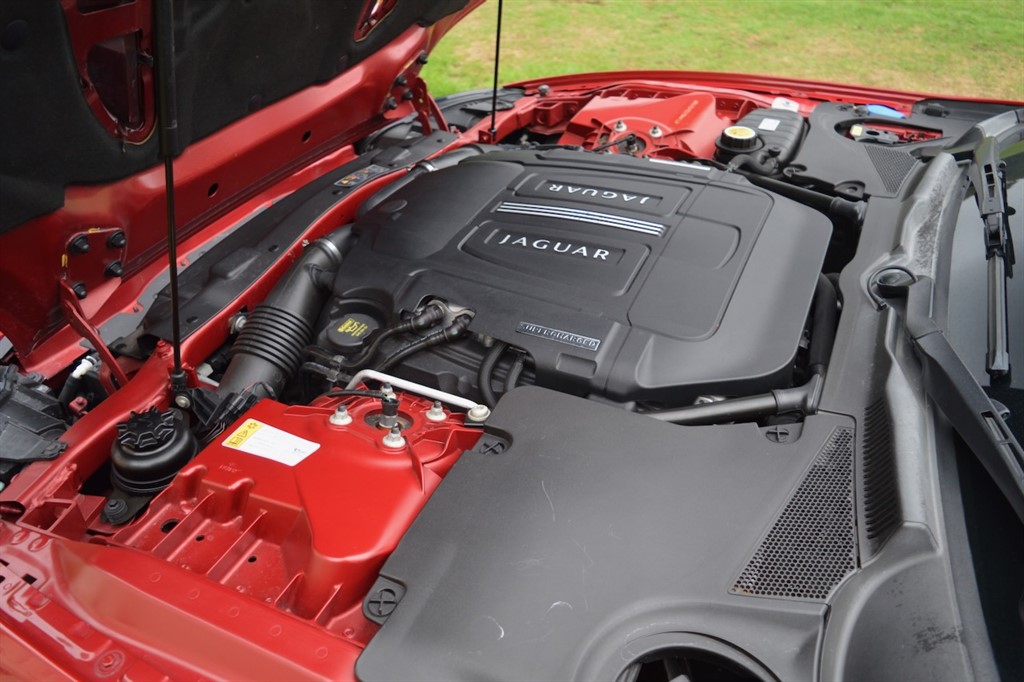 Used Jaguar XK 2011 for sale - 76392332: Photo 45