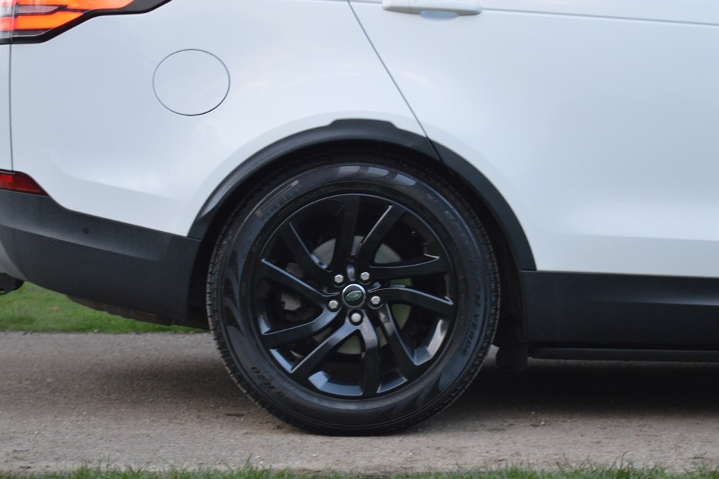 Used Land Rover Discovery 2019 for sale - 76615900: Photo 5