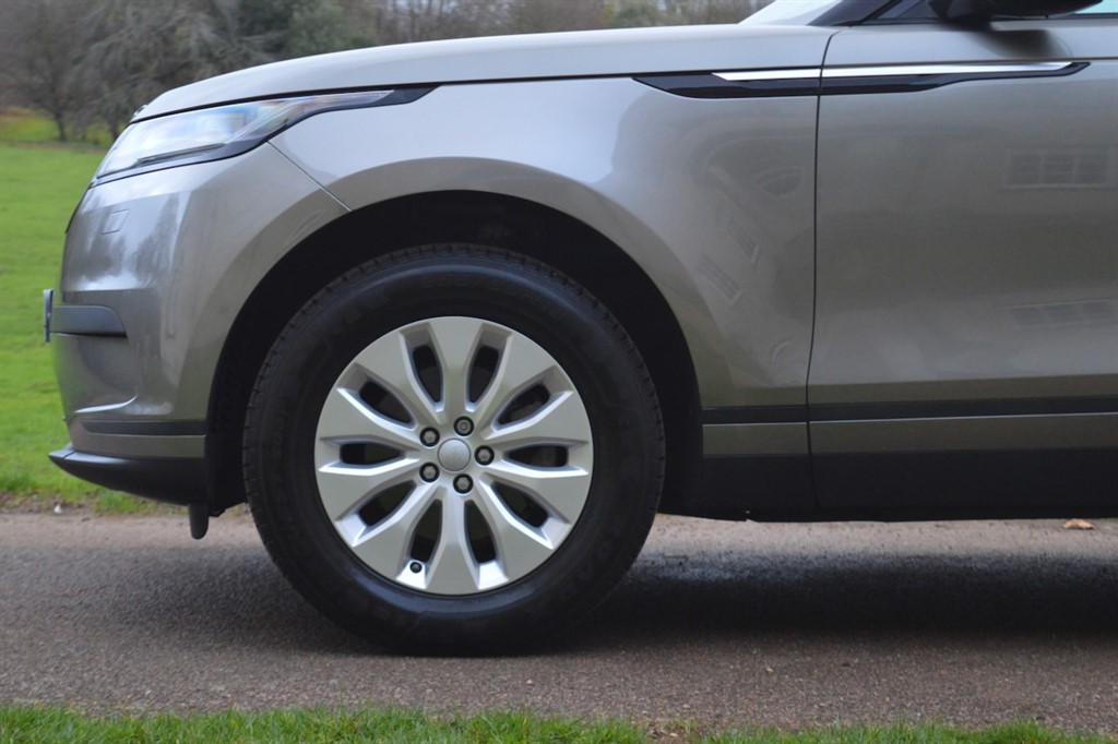 Used Land Rover Range Rover Velar 2017 for sale - 76722448: Photo 10