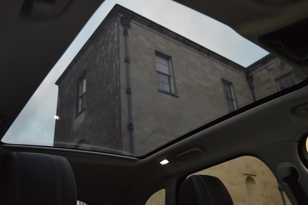 Used Land Rover Range Rover Velar 2017 for sale - 76722448: Photo 13