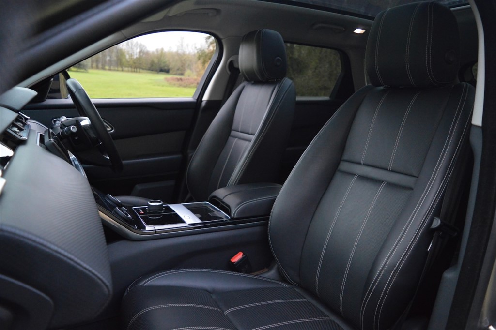 Used Land Rover Range Rover Velar 2017 for sale - 76722448: Photo 15