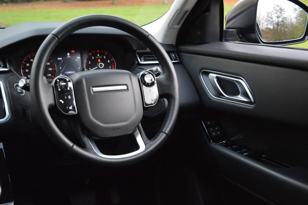 Used Land Rover Range Rover Velar 2017 for sale - 76722448: Photo 19