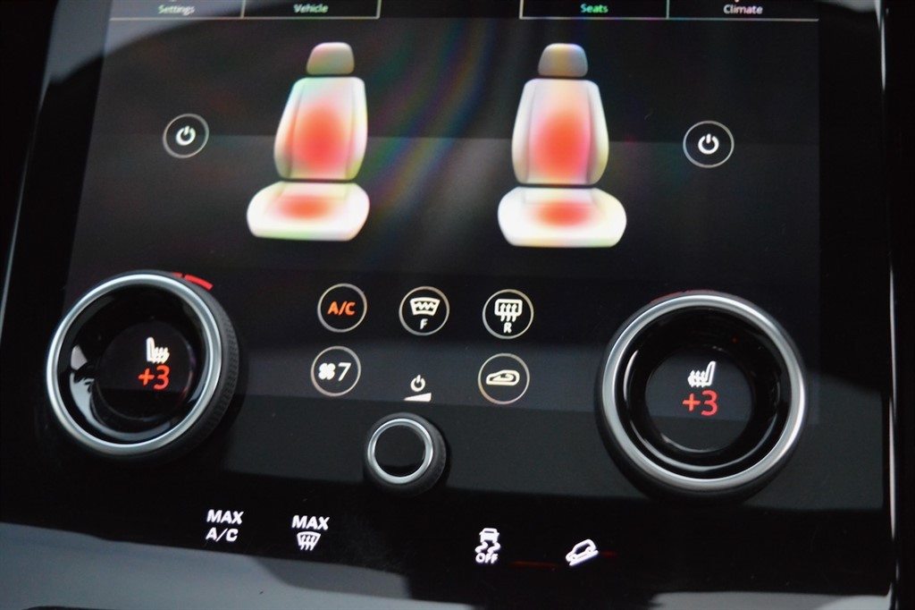 Used Land Rover Range Rover Velar 2017 for sale - 76722448: Photo 32