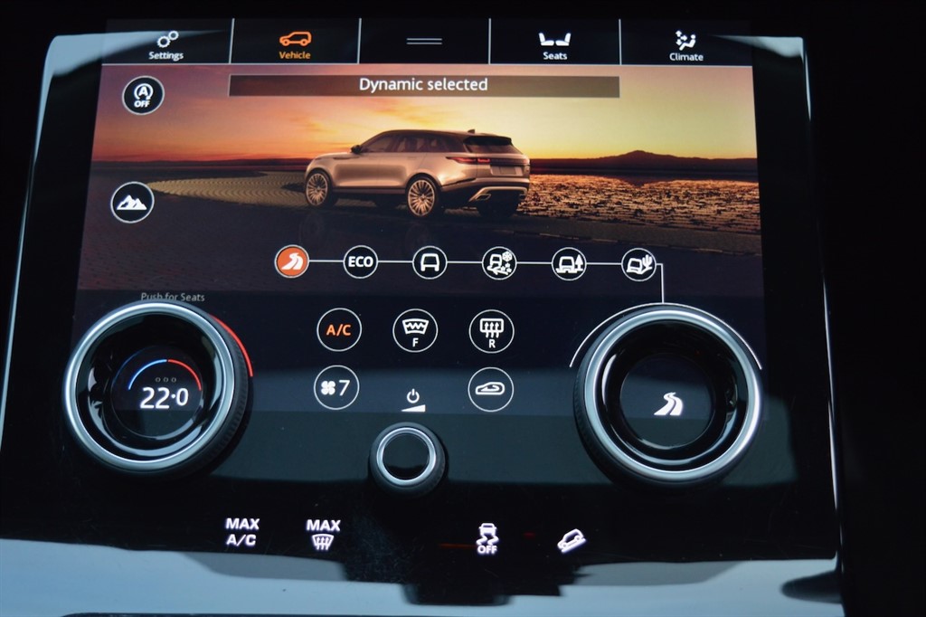 Used Land Rover Range Rover Velar 2017 for sale - 76722448: Photo 33