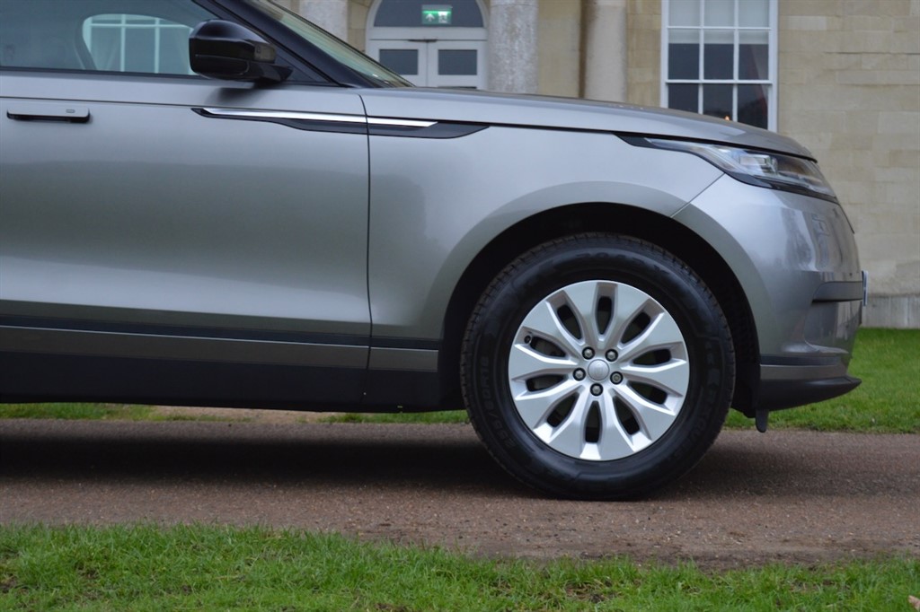 Used Land Rover Range Rover Velar 2017 for sale - 76722448: Photo 8