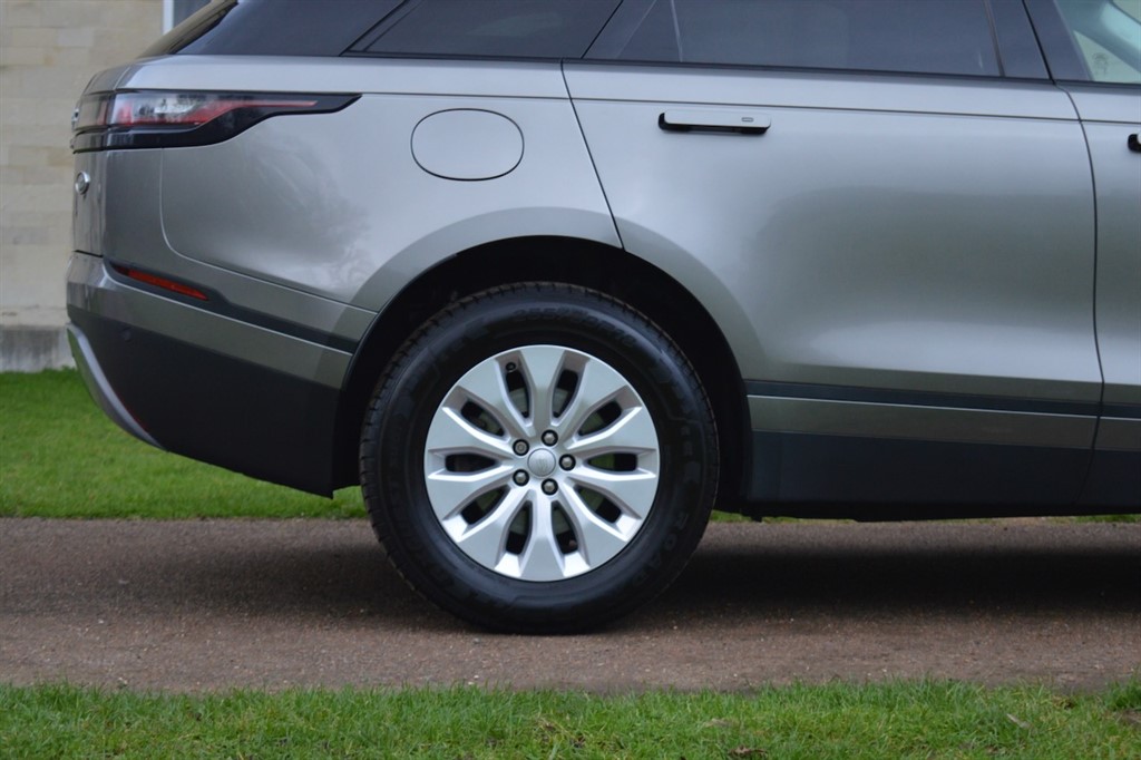 Used Land Rover Range Rover Velar 2017 for sale - 76722448: Photo 9