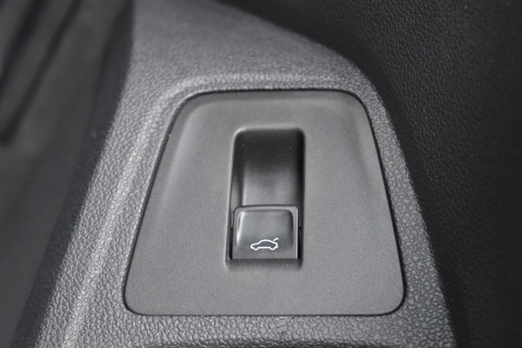 Used Volkswagen Tiguan 2016 for sale - 76717666: Photo 28