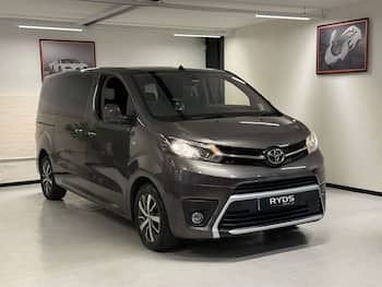 Used Toyota PROACE CITY Verso 2020 for sale - 79670760: Photo