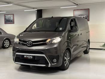 Used Toyota PROACE CITY Verso 2020 for sale - 79670760: Photo