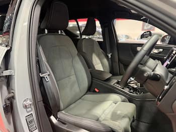 Used Volvo XC40 2024 for sale - 79670768: Photo
