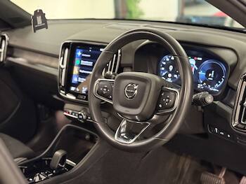 Used Volvo XC40 2023 for sale - 79664834: Photo