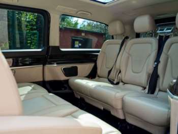 Used Mercedes-Benz V-Class 2016 for sale - 74692282: Photo