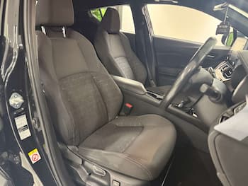 Used Toyota C-HR 2020 for sale - 79670761: Photo