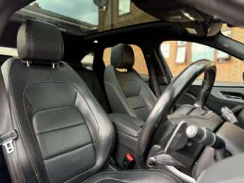 Used Jaguar F-Pace 2018 for sale - 75408378: Photo