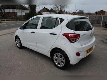 Used Hyundai i10 2015 for sale - 77521733: Photo
