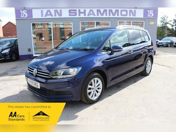 Used Volkswagen Touran 2019 for sale - 79844977: Photo
