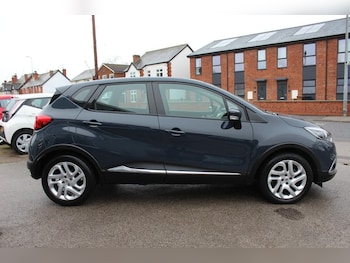 Used Renault Captur 2014 for sale - 76896635: Photo